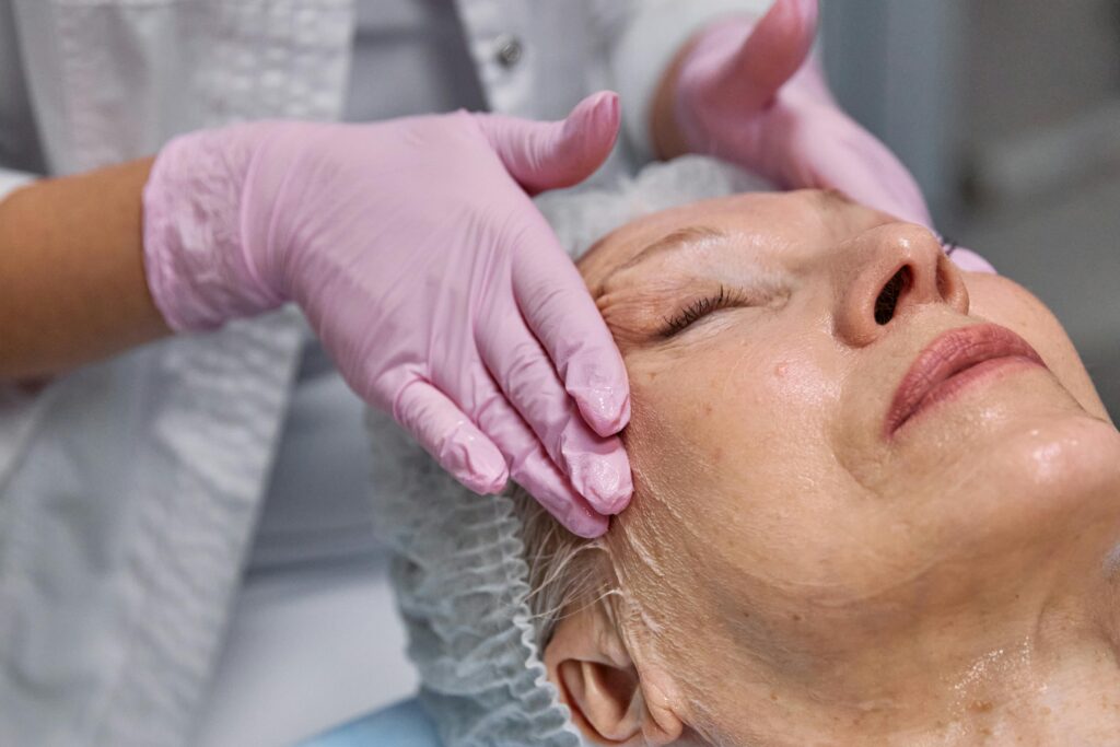 Face Massage to reduce wrinkles without botox